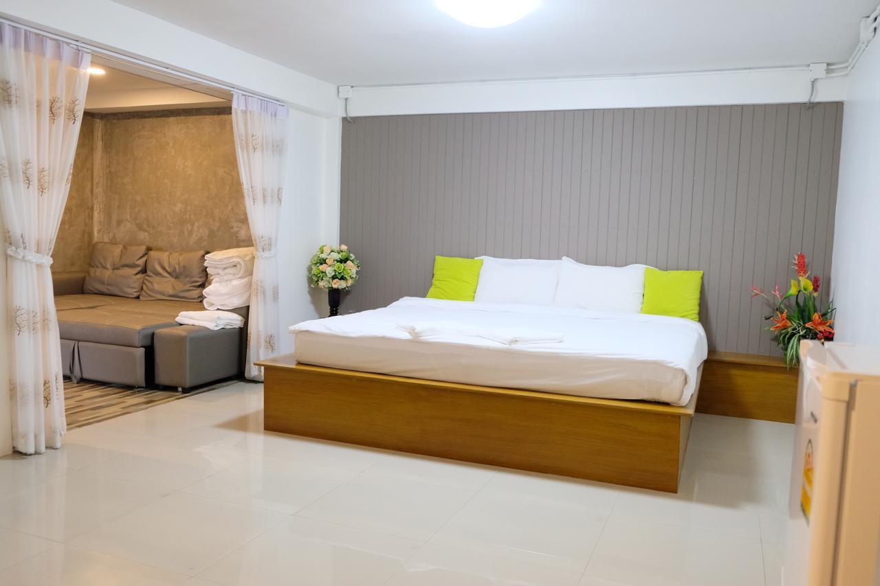 รอยัล ไนน์ กาญจนบุรี Hotel ภายนอก รูปภาพ